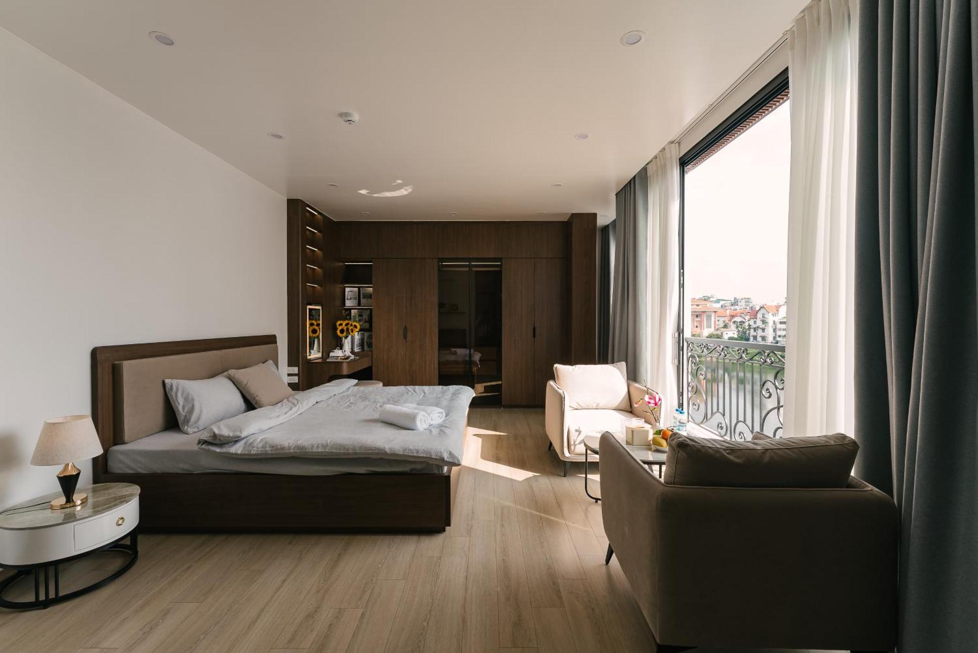 Apartment Crescendo Stylist Lakeview
